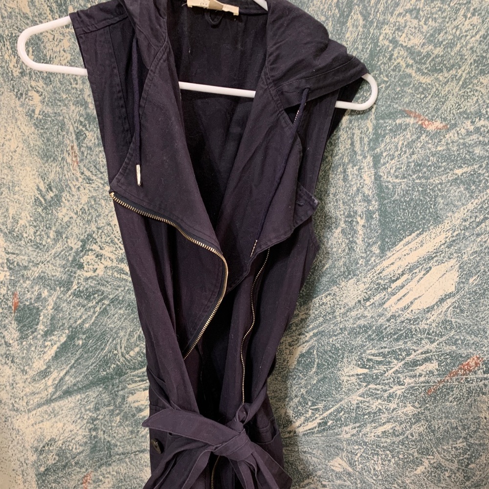 Zipup navy vest